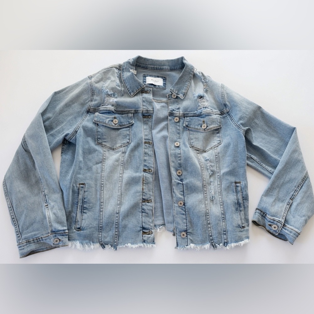 KanCan Los Angeles Light Wash Distressed Denim Jacket - 2XL